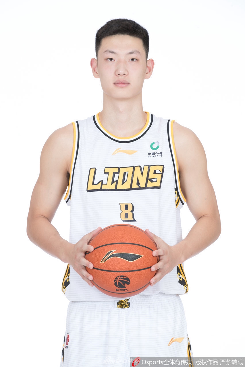 浙江广厦控股队官方写真