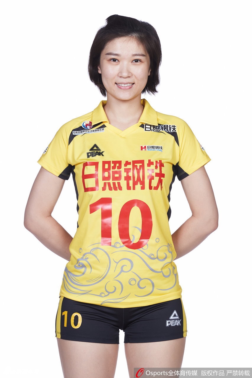 山东女排拍摄排超联赛官方写真