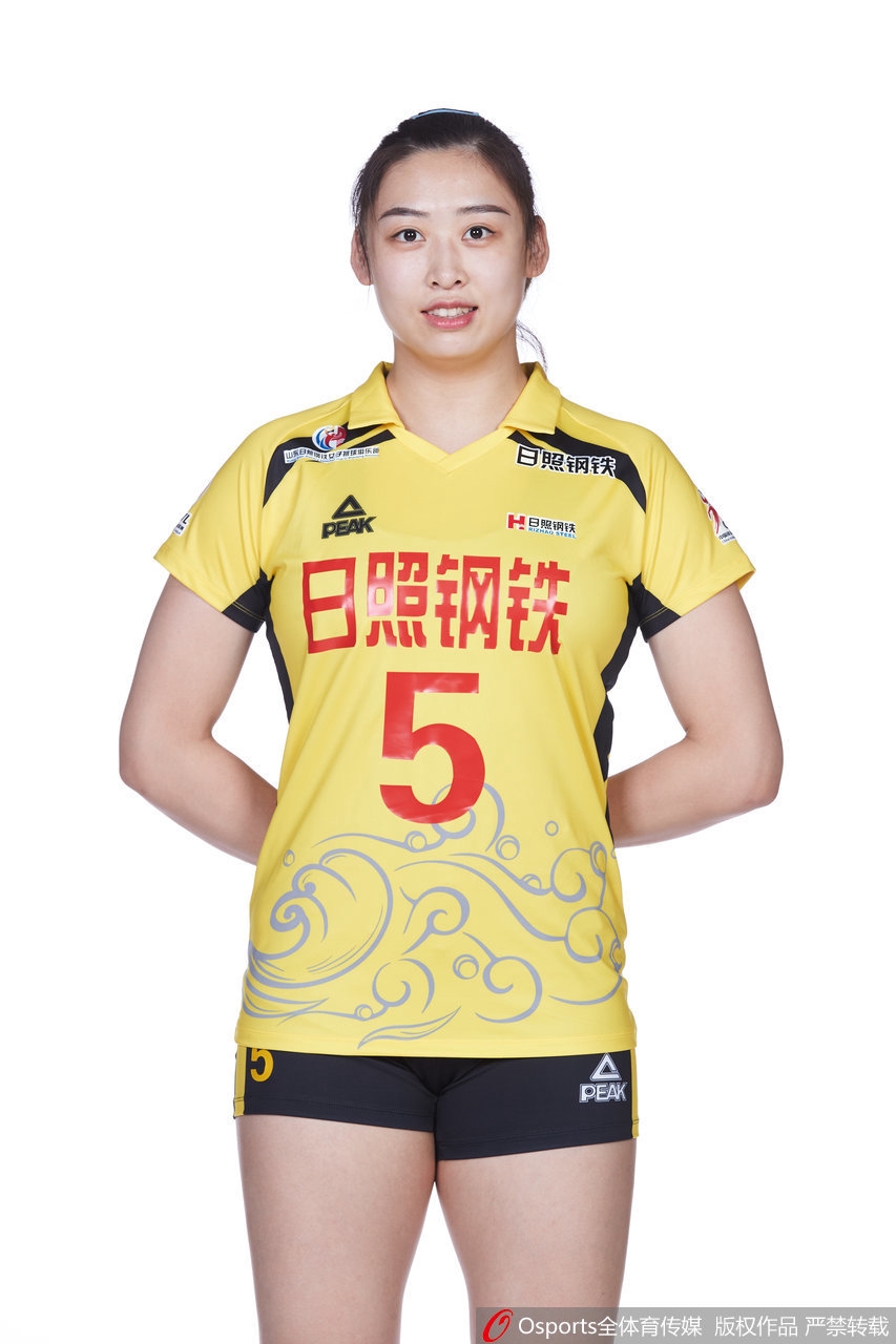 山东女排拍摄排超联赛官方写真