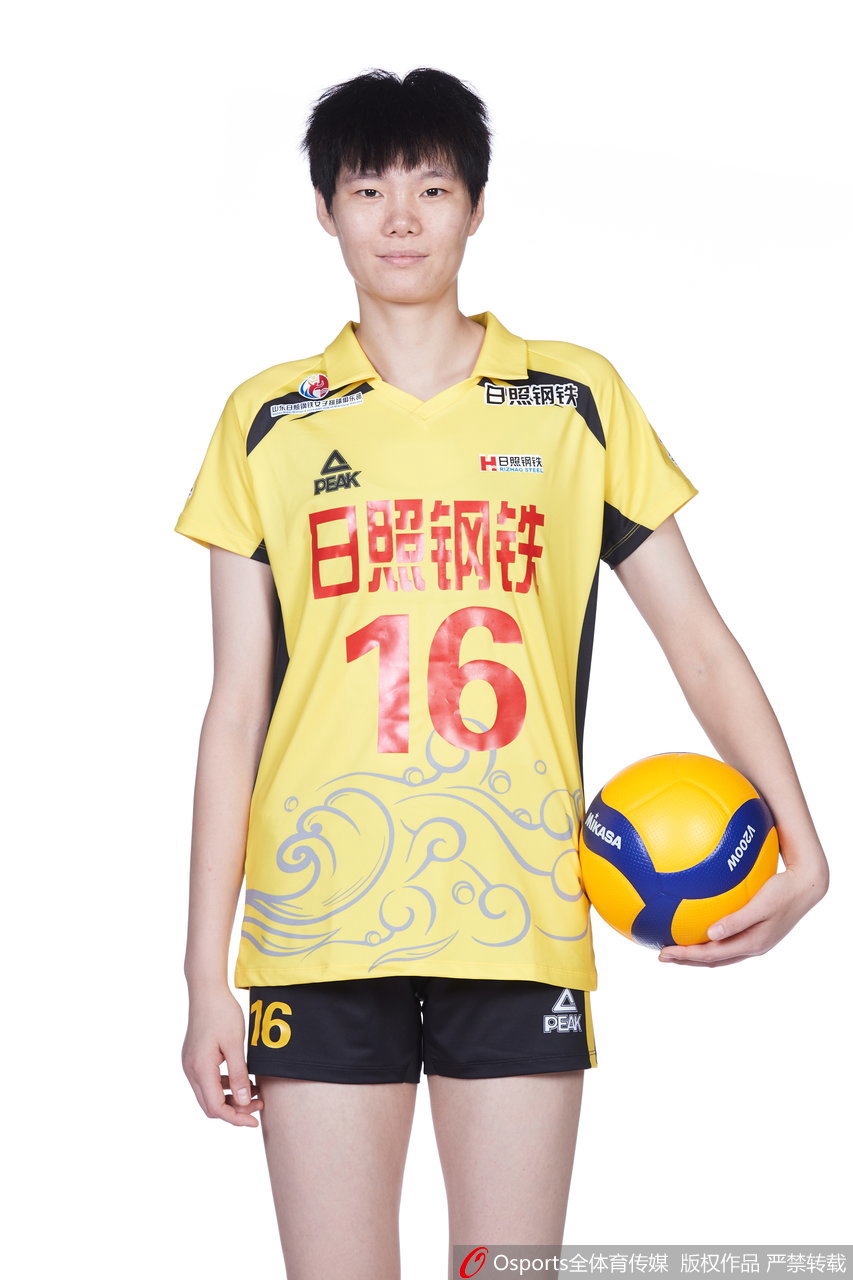 山东女排拍摄排超联赛官方写真