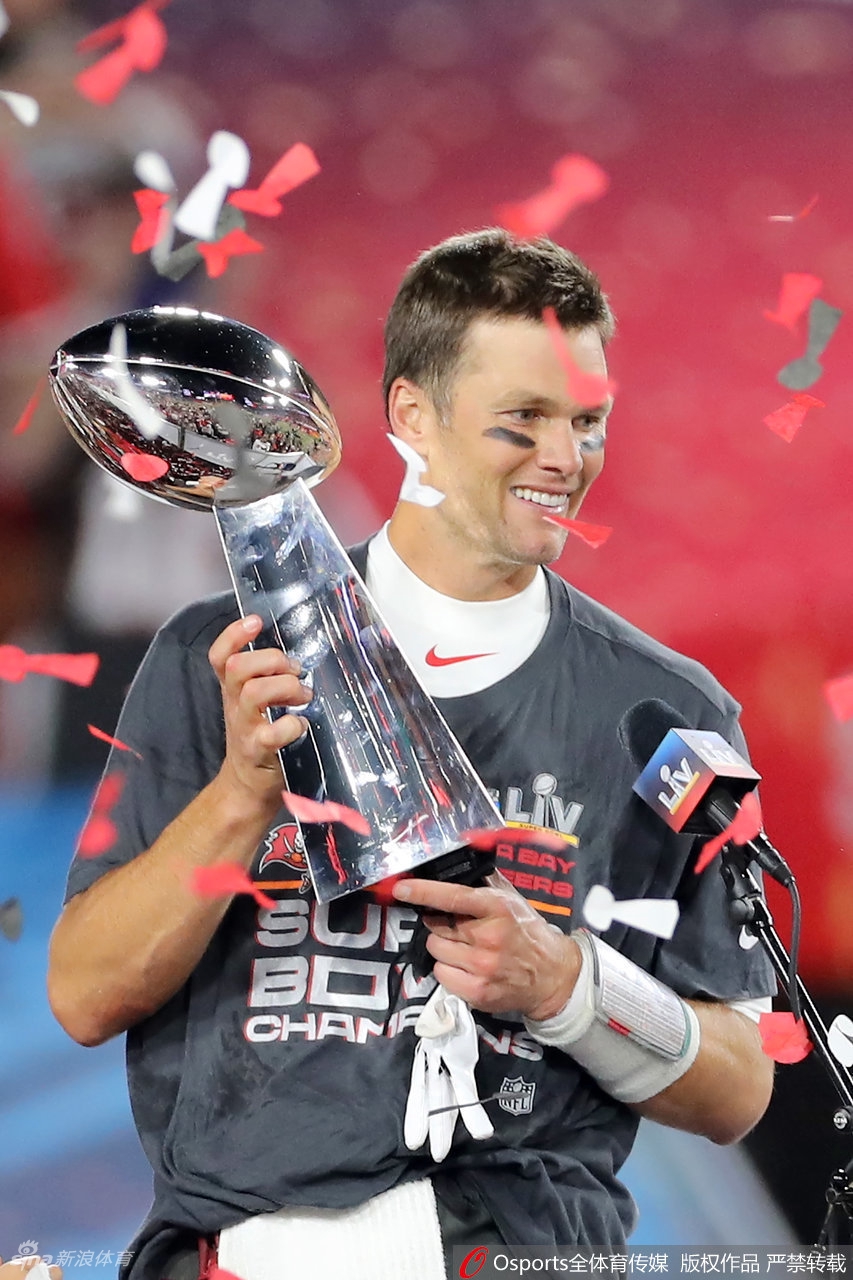 NFL官方宣布布雷迪赛季后退役