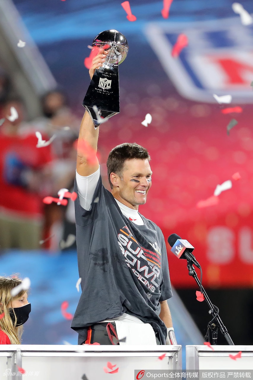 NFL官方宣布布雷迪赛季后退役