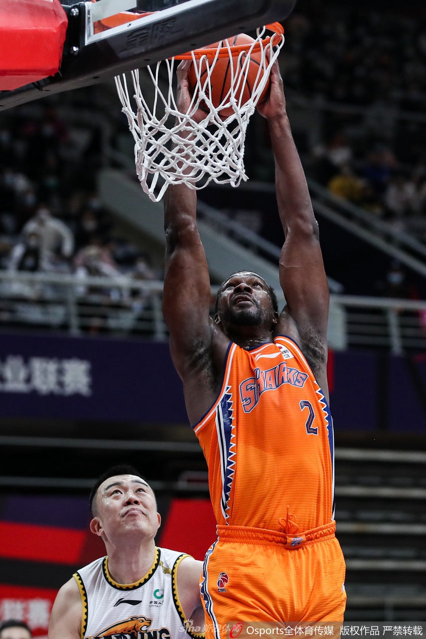[CBA联赛]辽宁100：102负上海