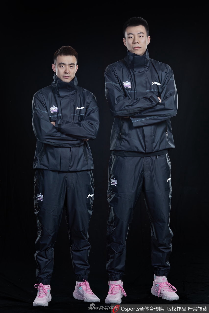 CBA全明星首发球员试装写真 郭艾伦领衔