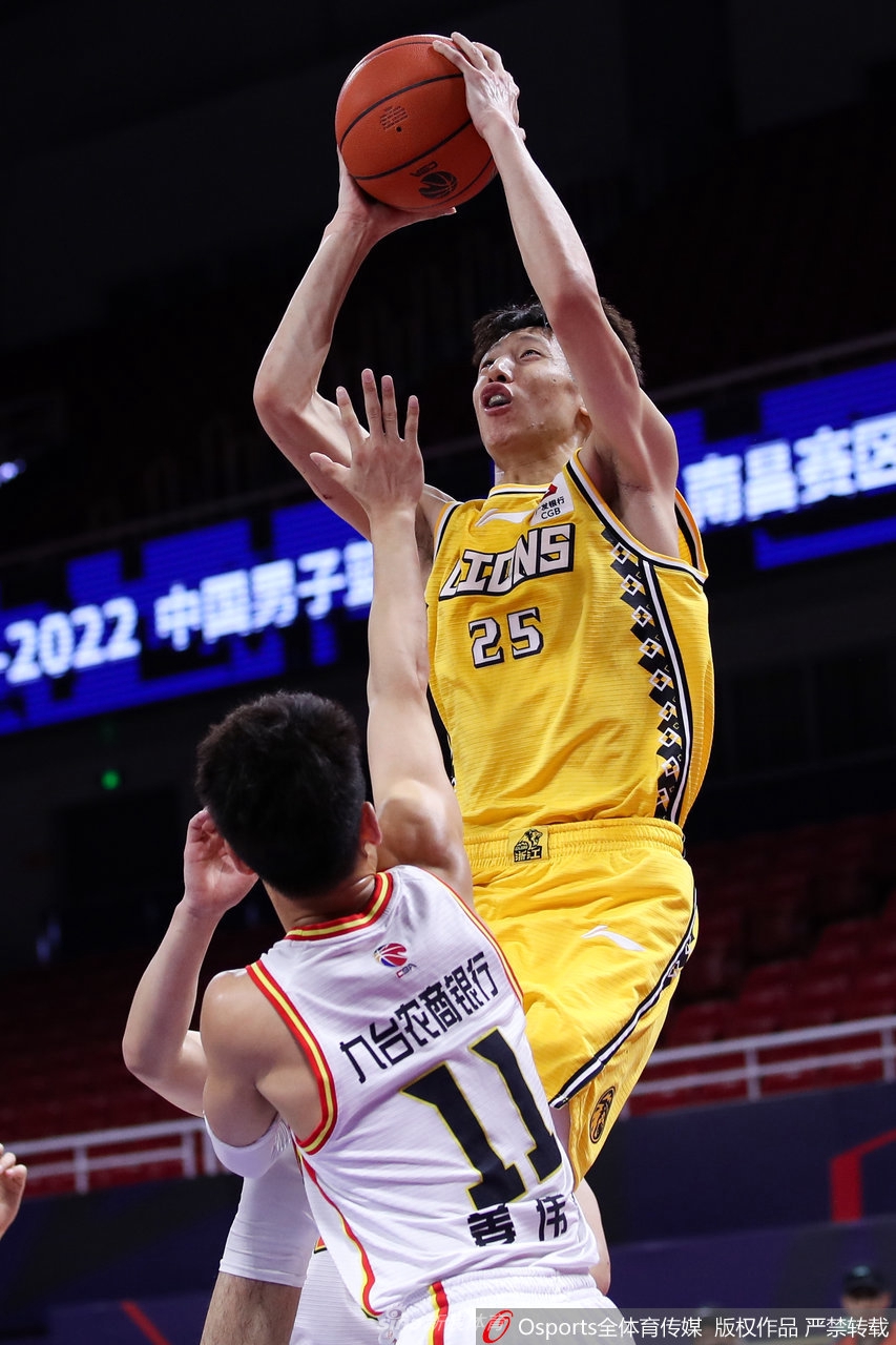 [CBA联赛]吉林100：110负浙江
