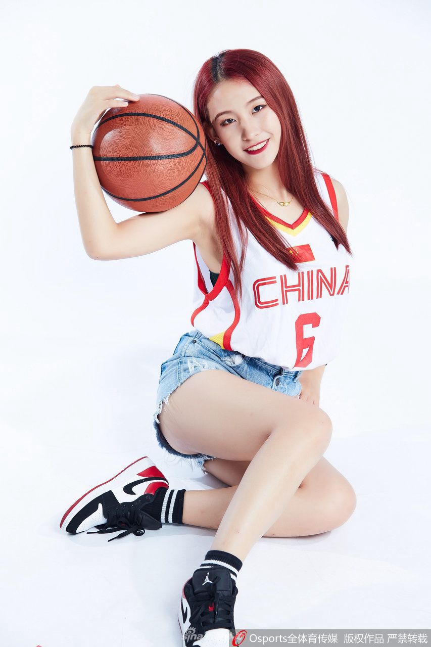 XTM啦啦队助力中国男篮重回巅峰