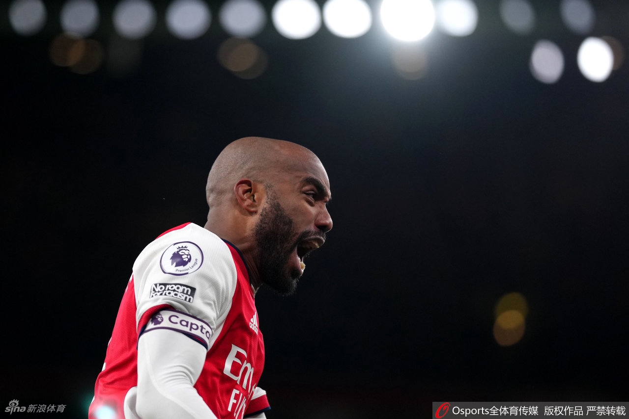 [英超]阿森纳2-1狼队 卡泽特补时绝杀
