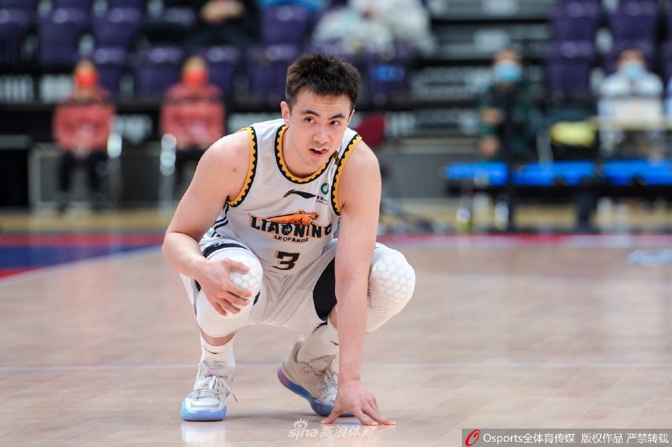 [CBA联赛]辽宁100：102负上海