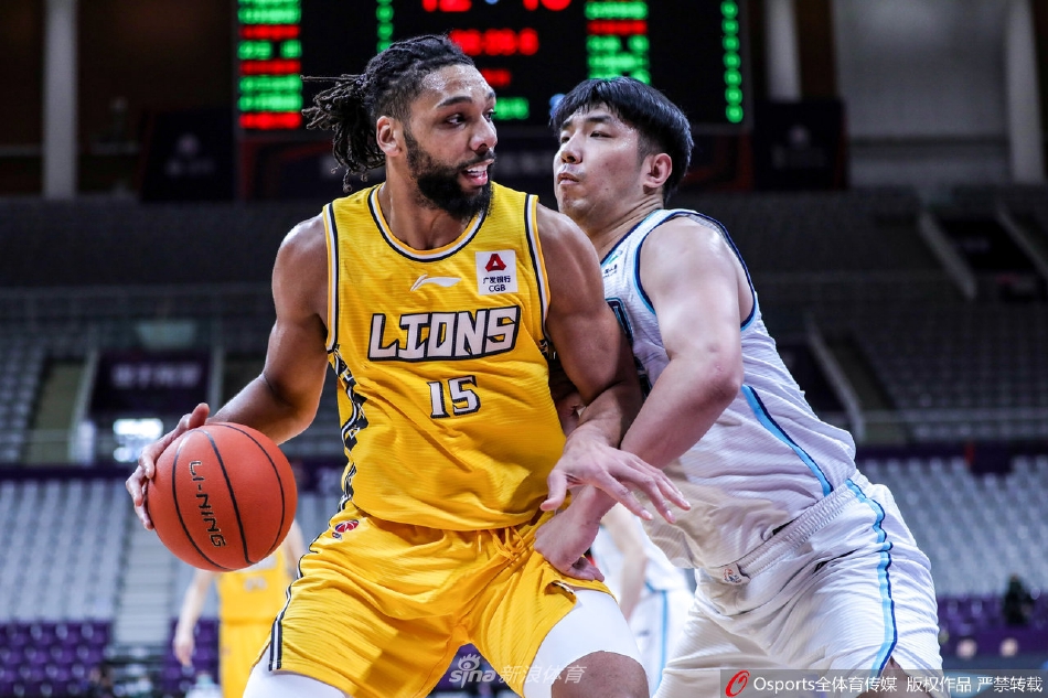 [CBA联赛]青岛89：121负浙江
