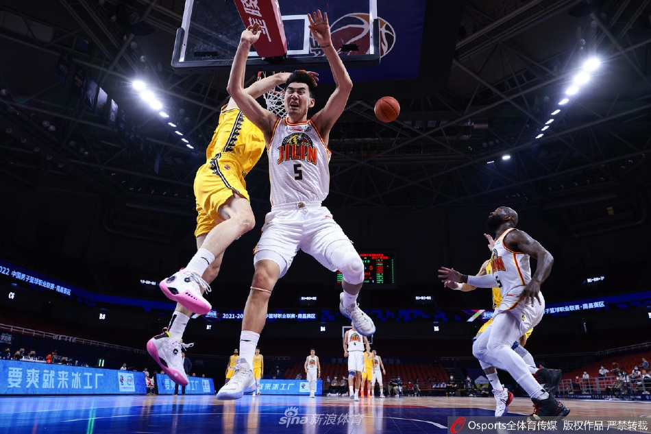 [CBA联赛]吉林100：110负浙江