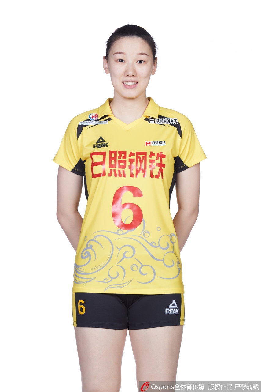 山东女排拍摄排超联赛官方写真