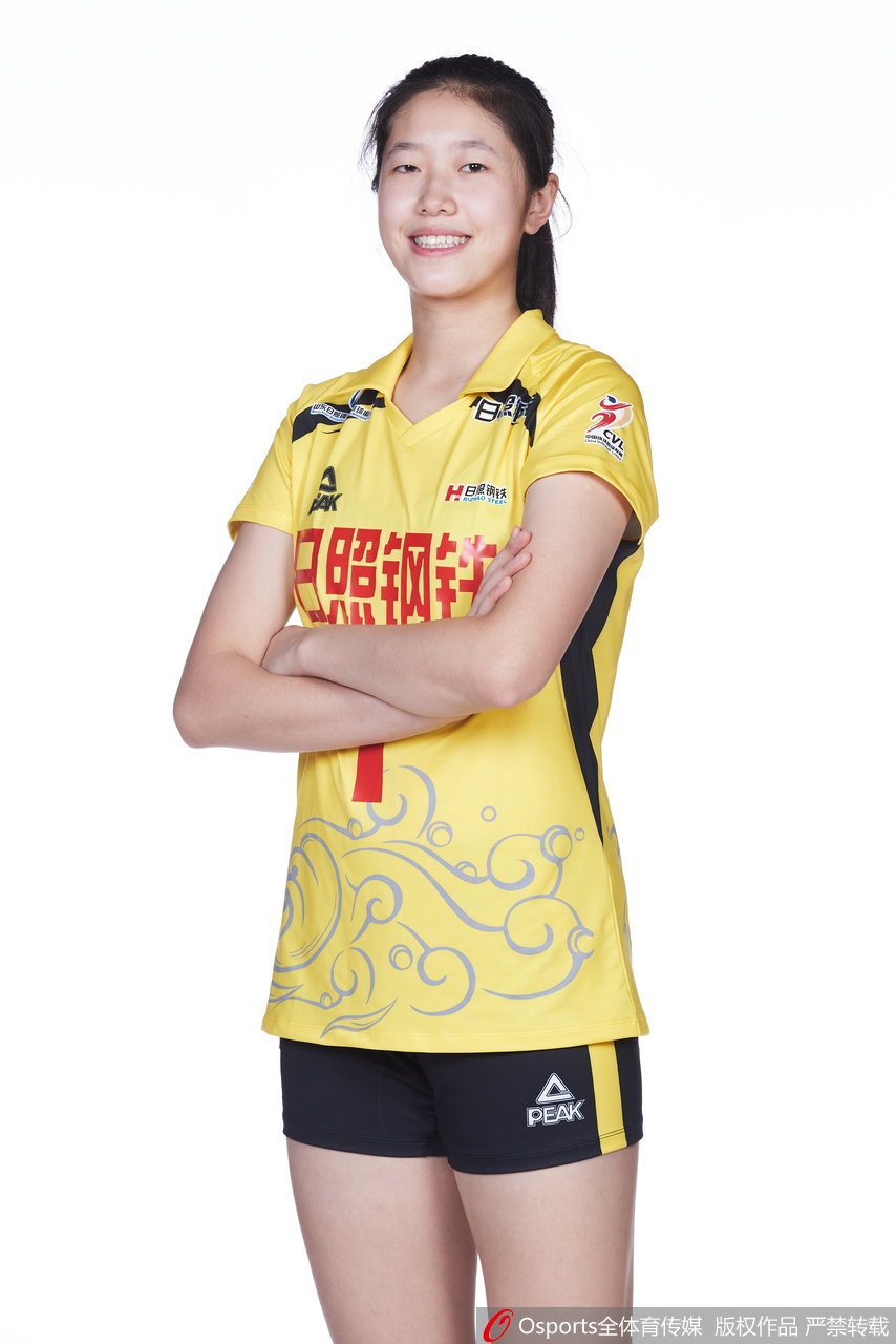 山东女排拍摄排超联赛官方写真