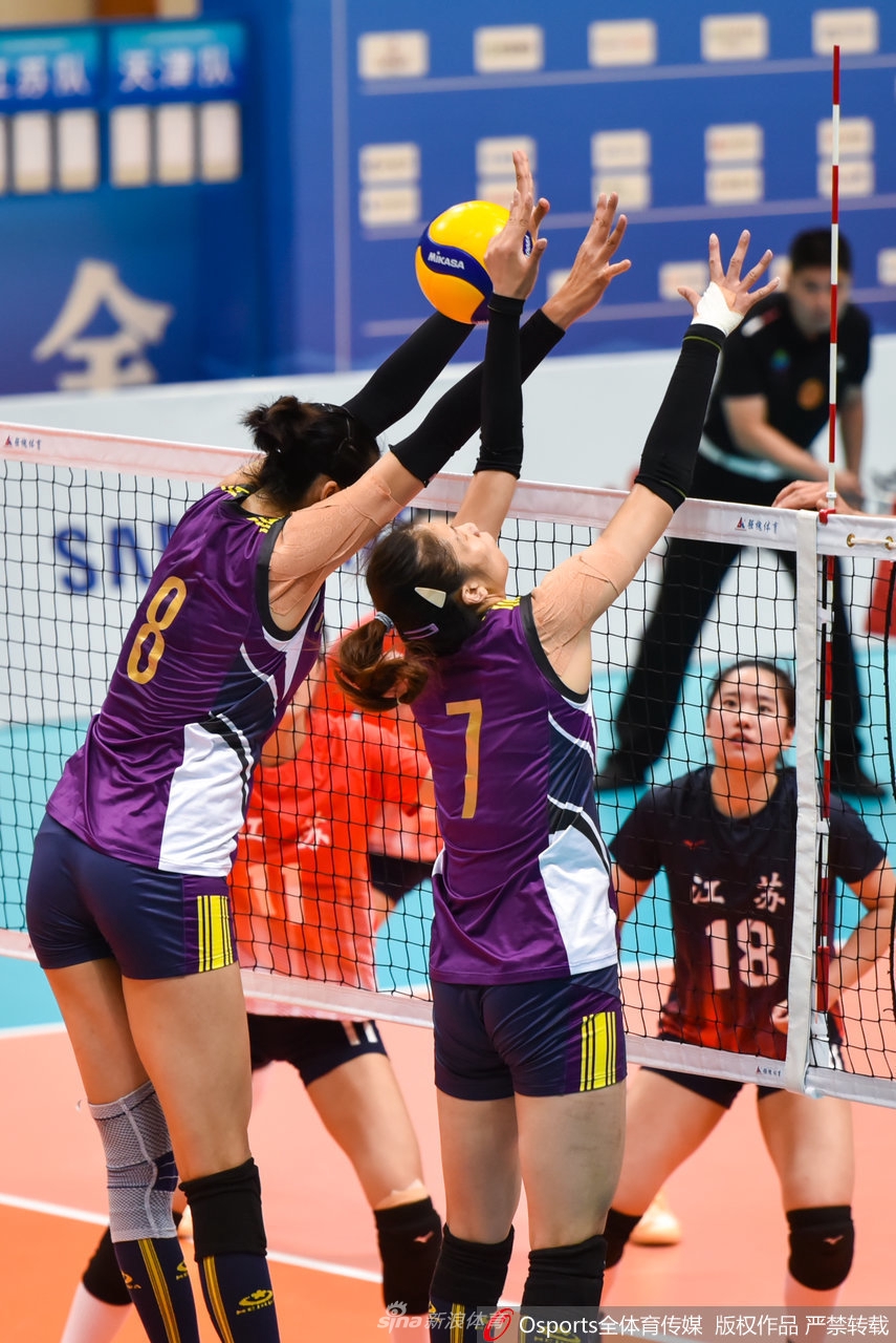 [全运女排]天津胜江苏夺冠 辽宁获铜牌