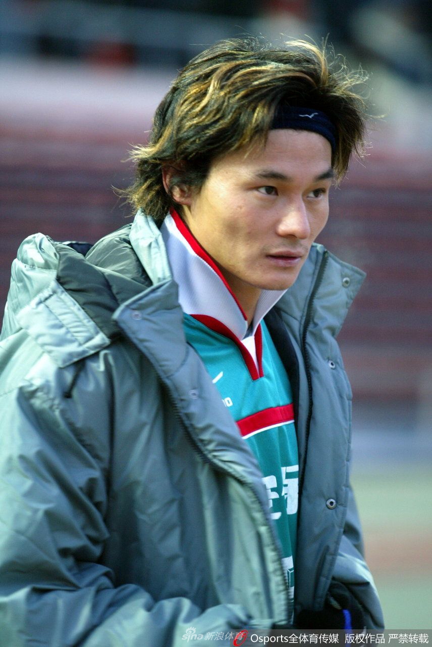 李毅43岁生日快乐 回顾匆匆那年青涩照