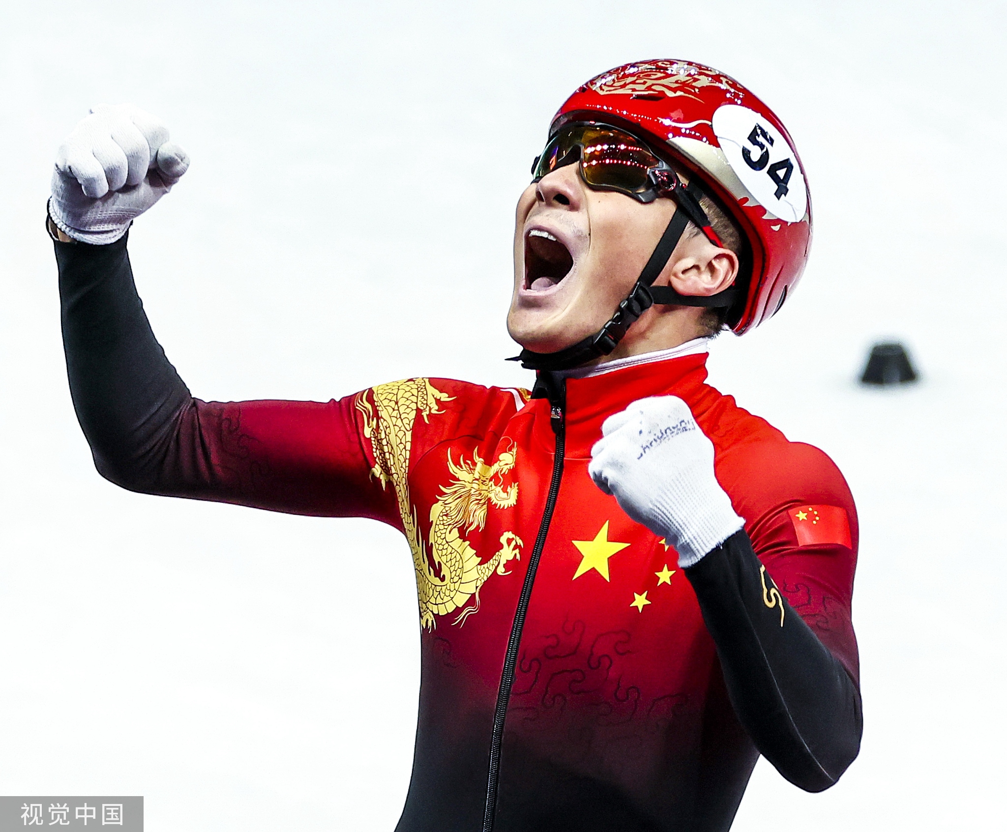 中国代表团北京冬奥会首金！混接团体中国夺冠