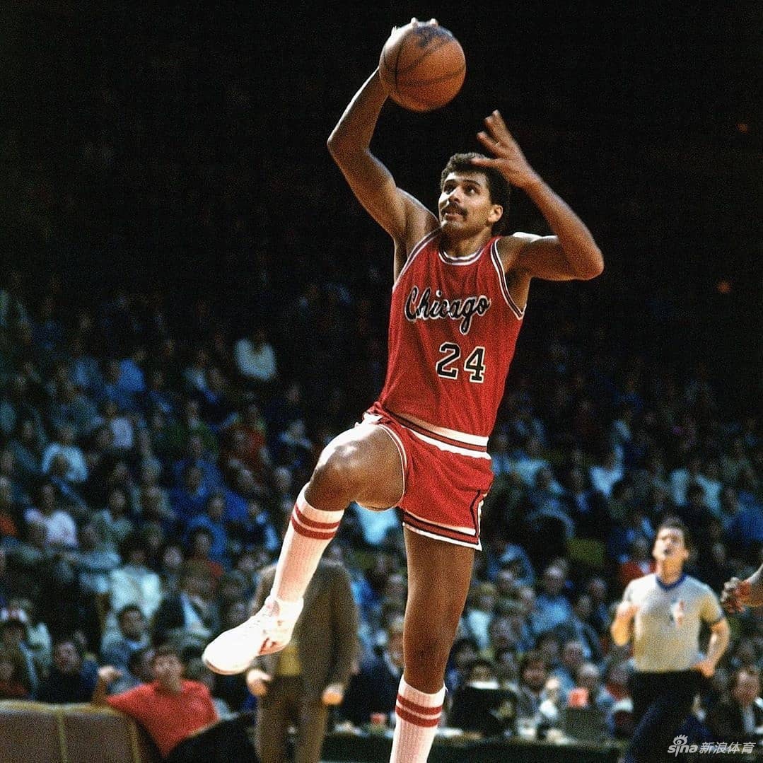 公牛队官方回顾历史复古球衣 哪一件是你的最爱