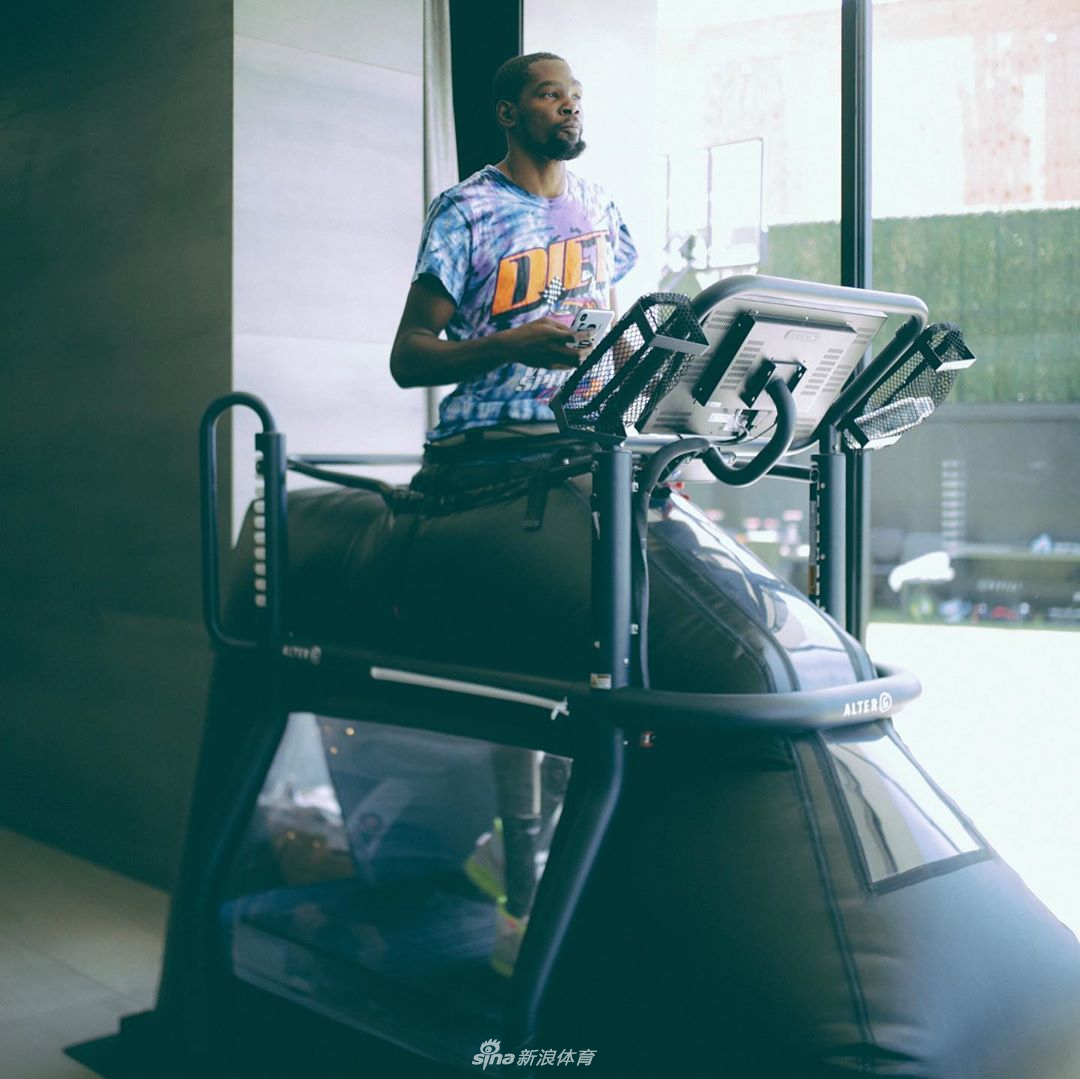 杜兰特跟腱伤势恢复形势喜人 詹皇追梦送祝福