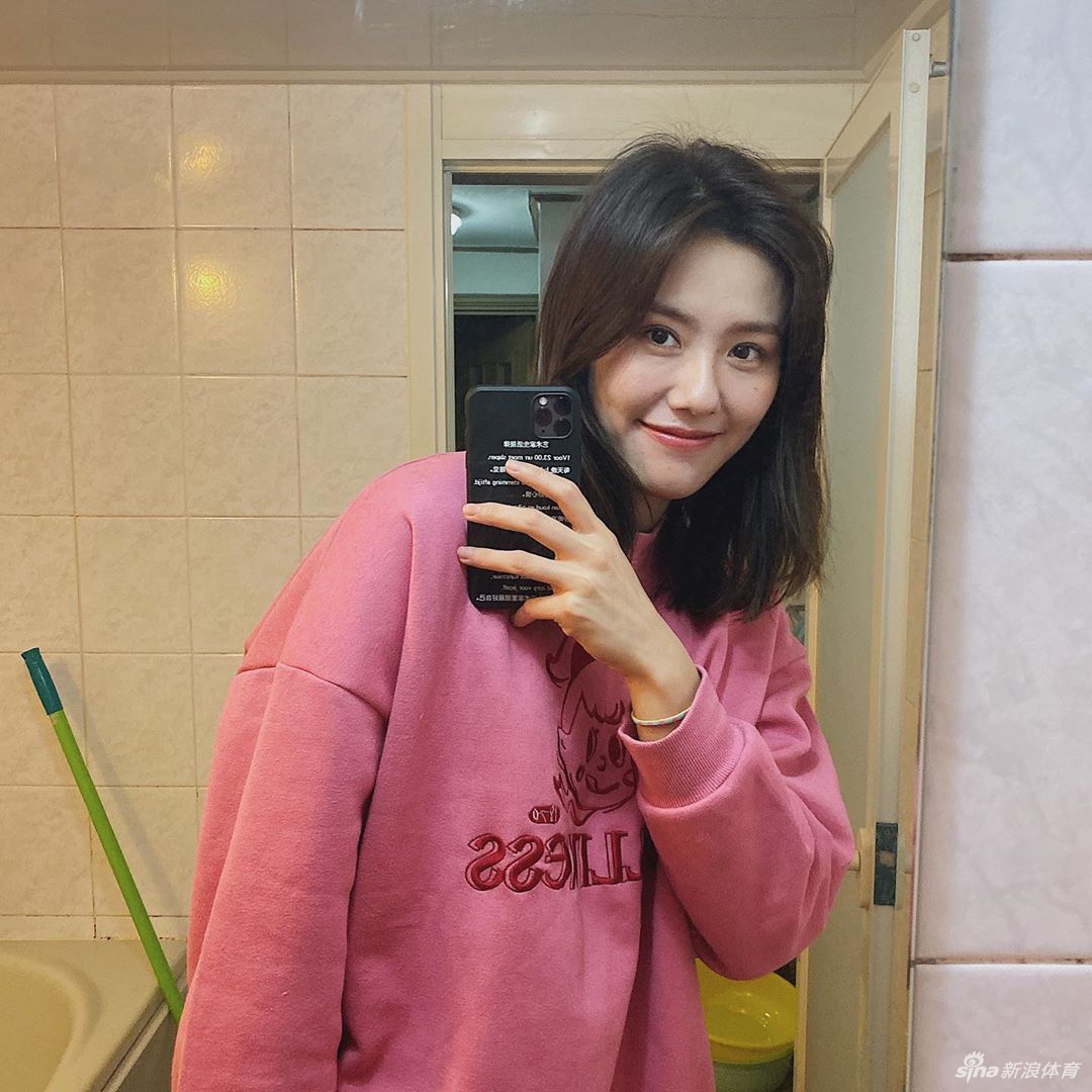 游泳女神刘湘自拍美照看不腻 只因你太美_高清图集_新浪网