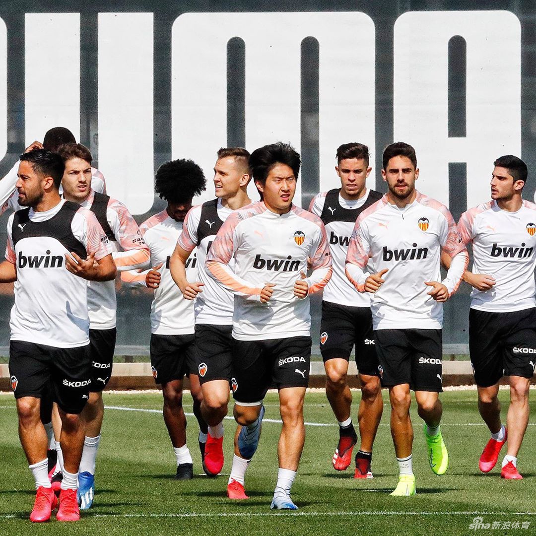 西甲瓦伦西亚队中共有五人确诊新冠病毒