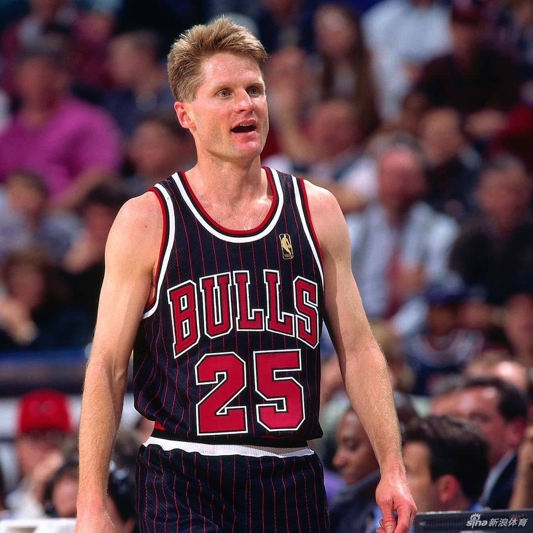 公牛队官方回顾历史复古球衣 哪一件是你的最爱