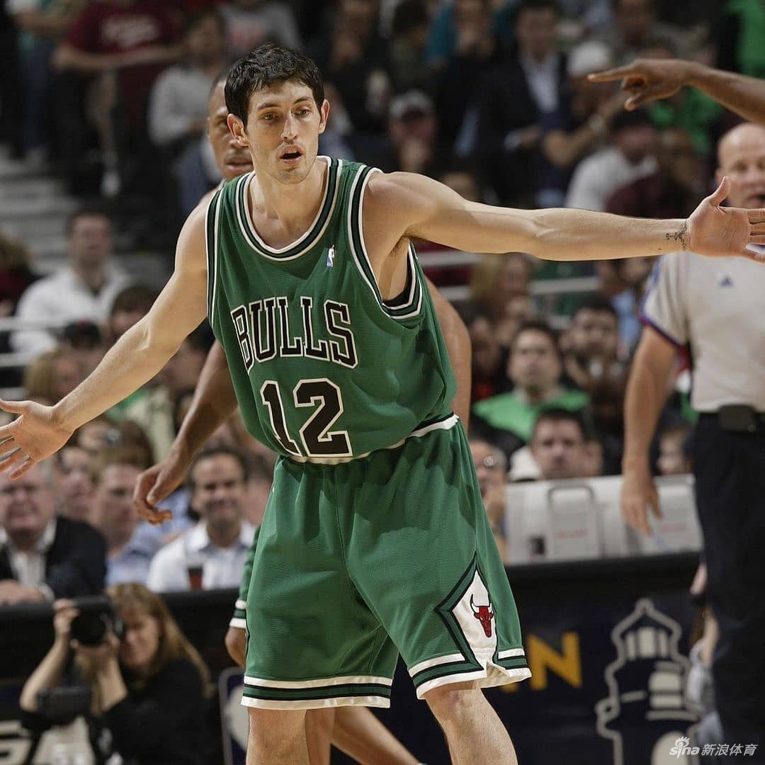 公牛队官方回顾历史复古球衣 哪一件是你的最爱