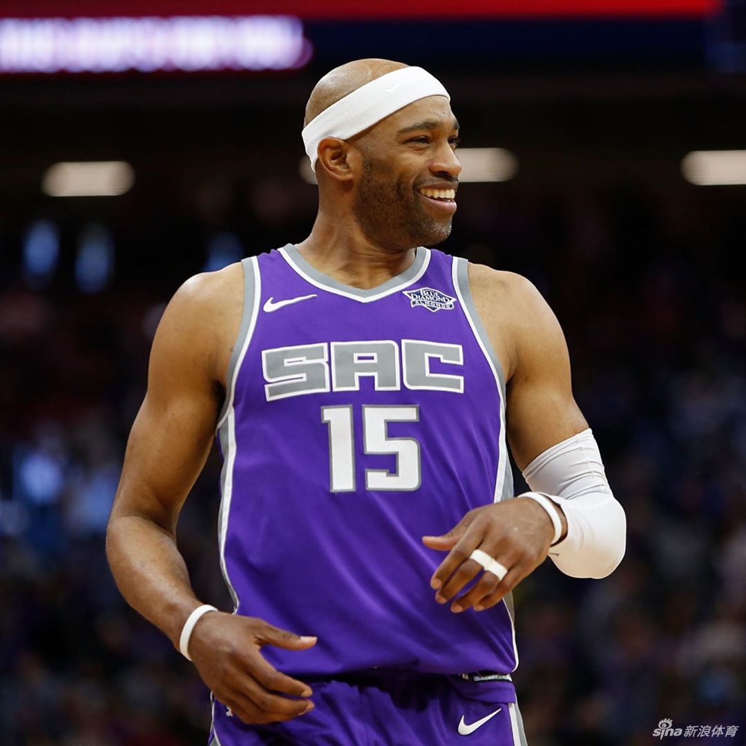 老鹰赛季提前结束,老将文斯-卡特的nba职业生涯也随之结束了;现年43岁