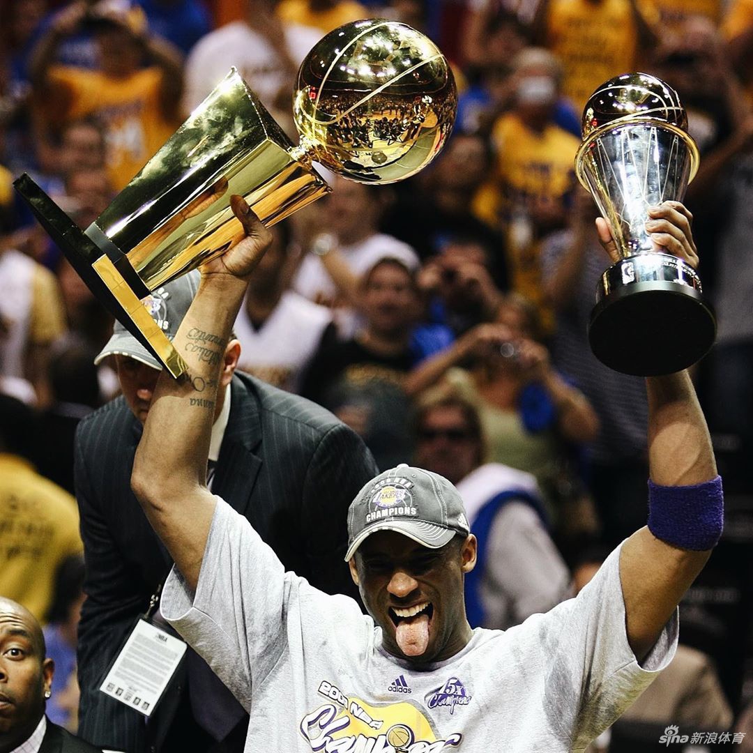11年前的今天湖人击败魔术夺总冠军 科比生涯首次总决赛MVP