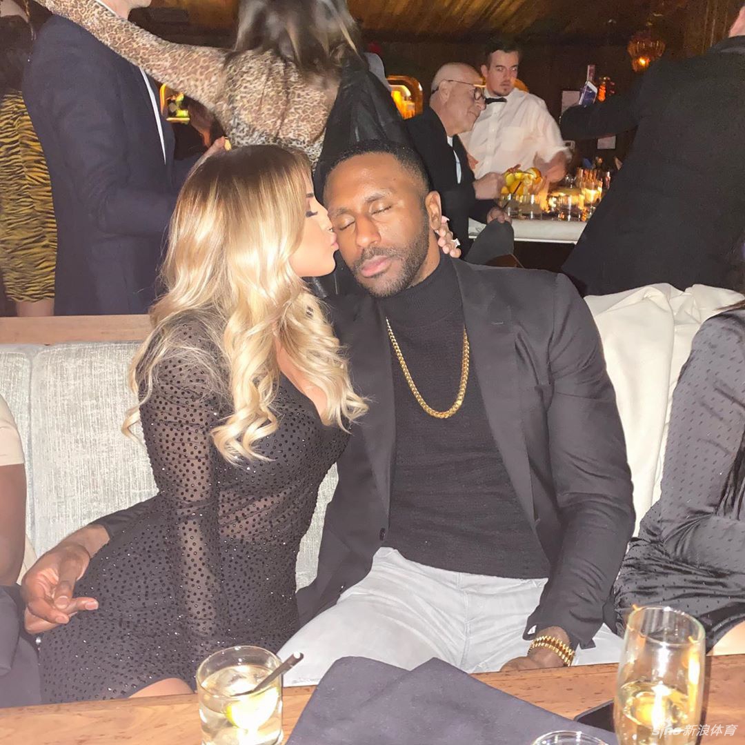 快船前锋美妻晒与丈夫亲密合影 丰满好身材令帕特森欲罢不能