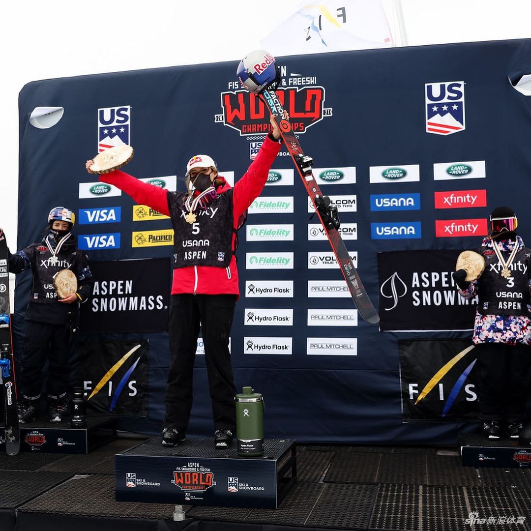 谷爱凌发微博庆祝夺双金：你现在看到的是世界冠军！