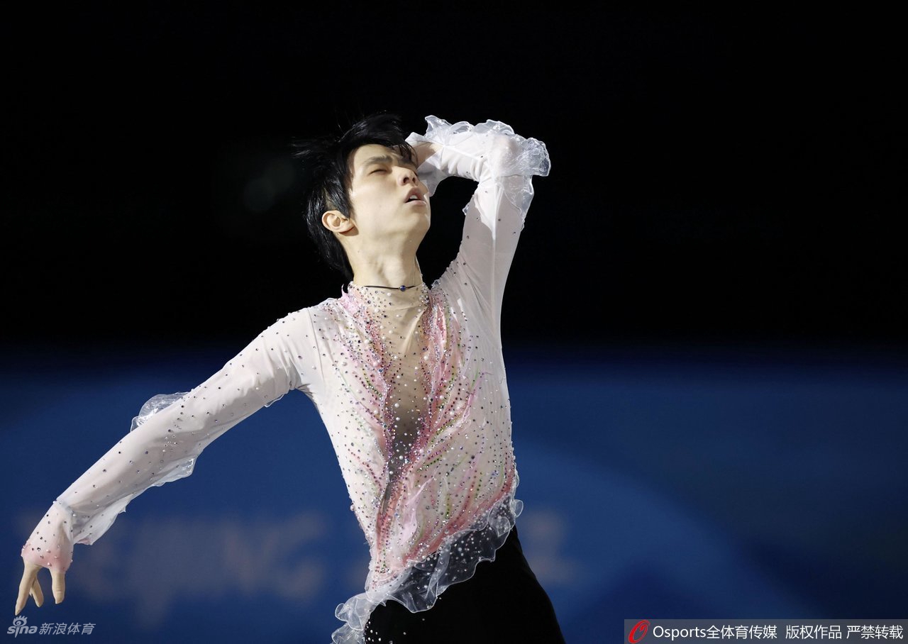 花滑表演赛羽生结弦演绎《春天来了》