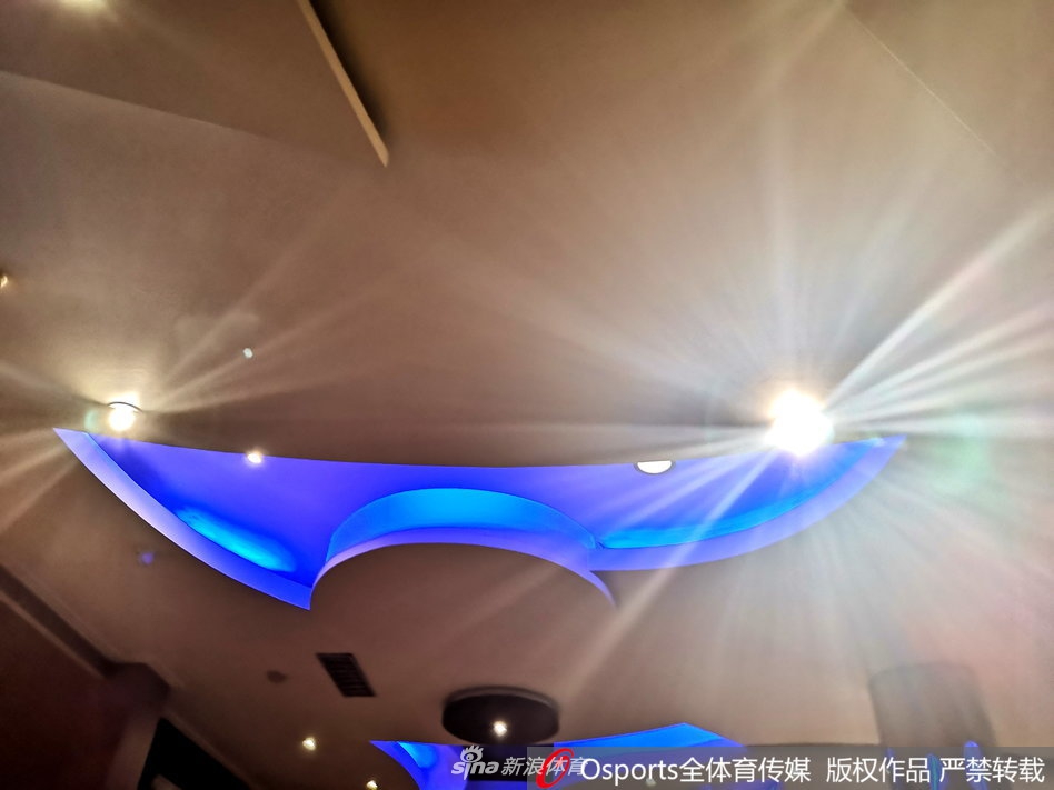 亚运会前方记者探秘印尼雅加达红灯区