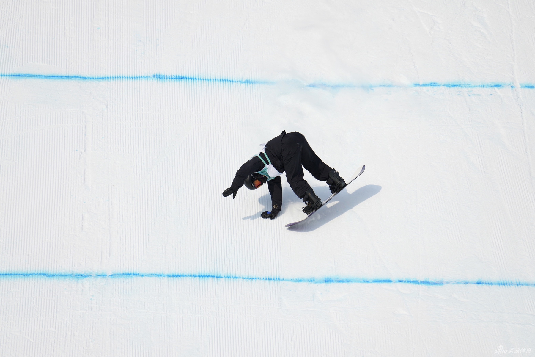 单板滑雪女子大跳台荣格获第5创历史