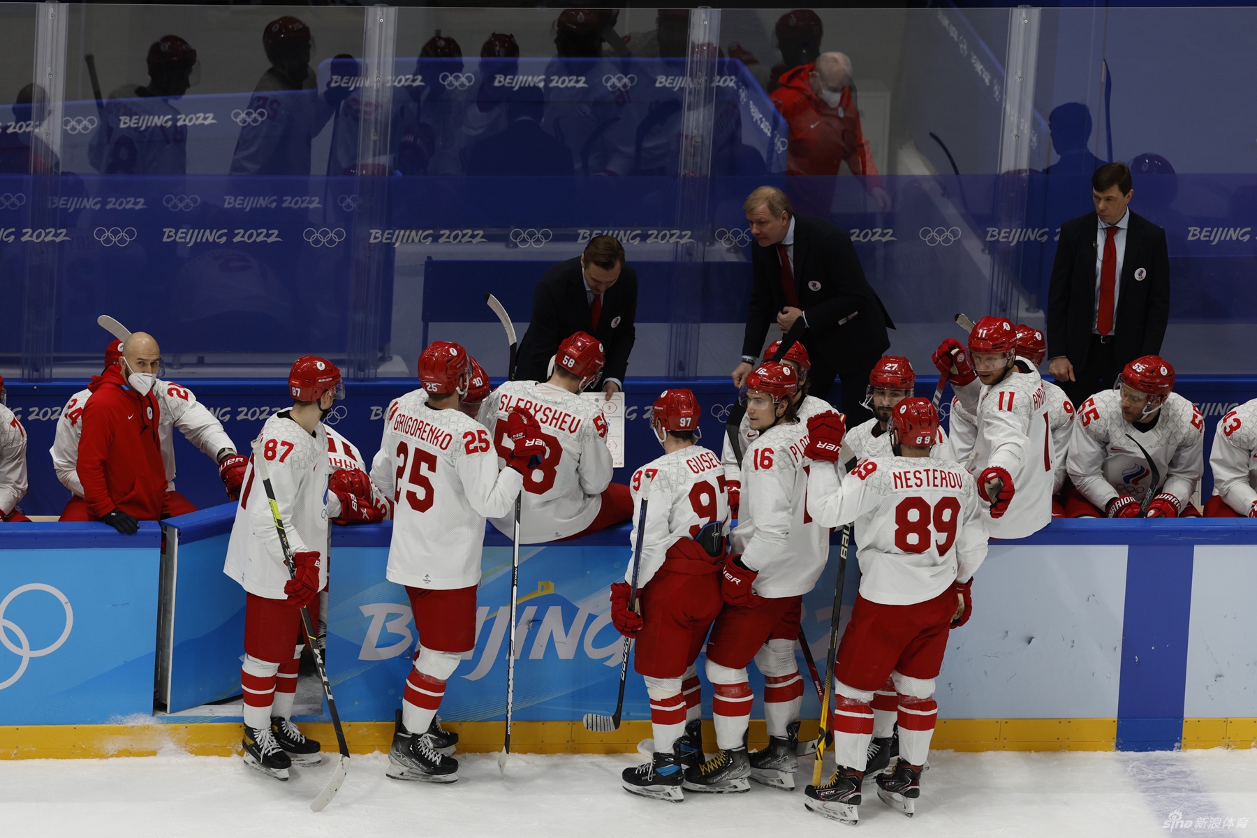 男子冰球芬兰2-1战胜俄罗斯 历史首夺金牌