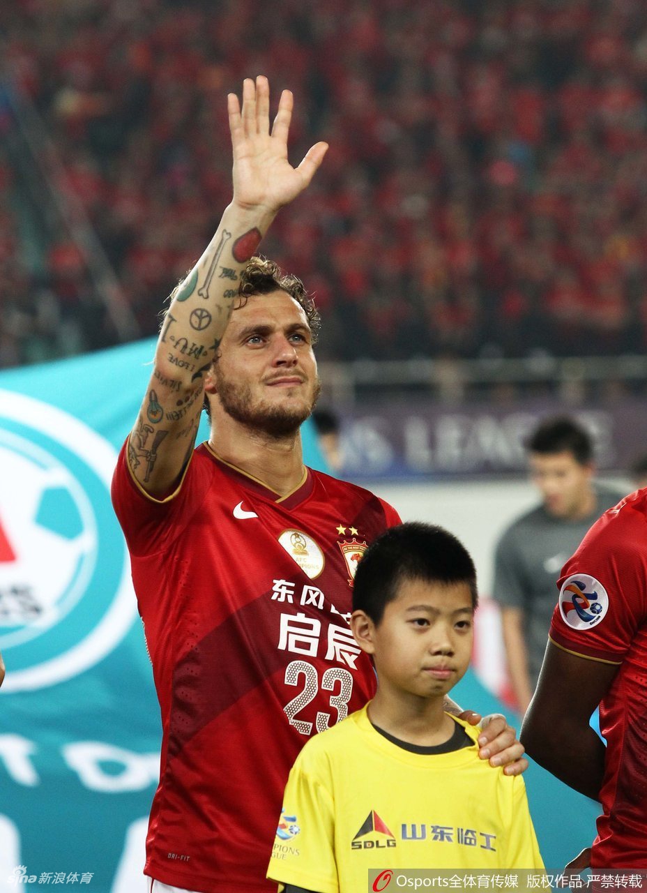 前恒大外援:中国文化让人着迷 中国球员技战术落后