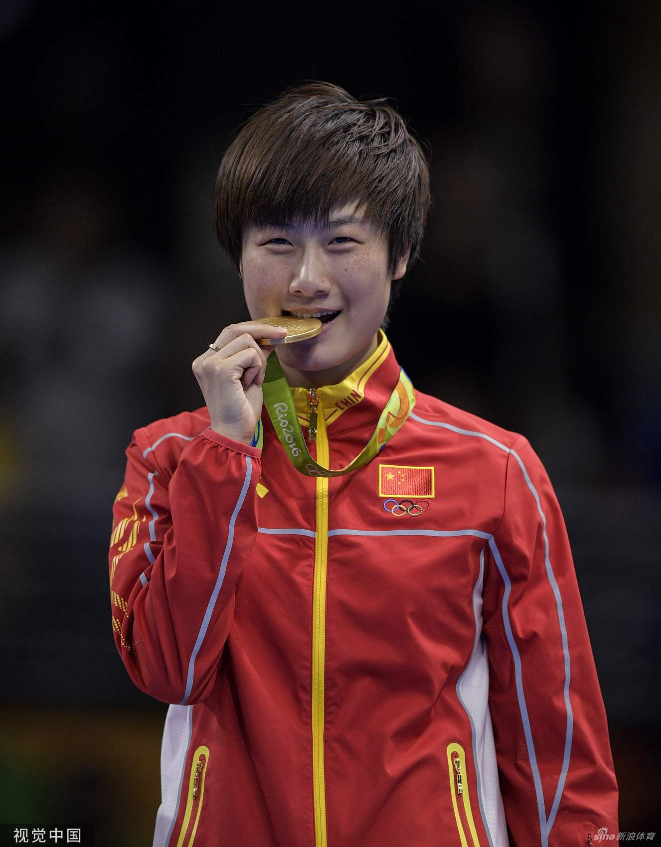 奥运冠军丁宁宣布退役 将就读北京大学