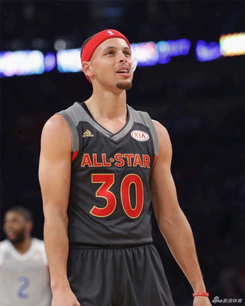 NBA球员戴发带造型谁最有型 科比姚明詹姆斯你选谁