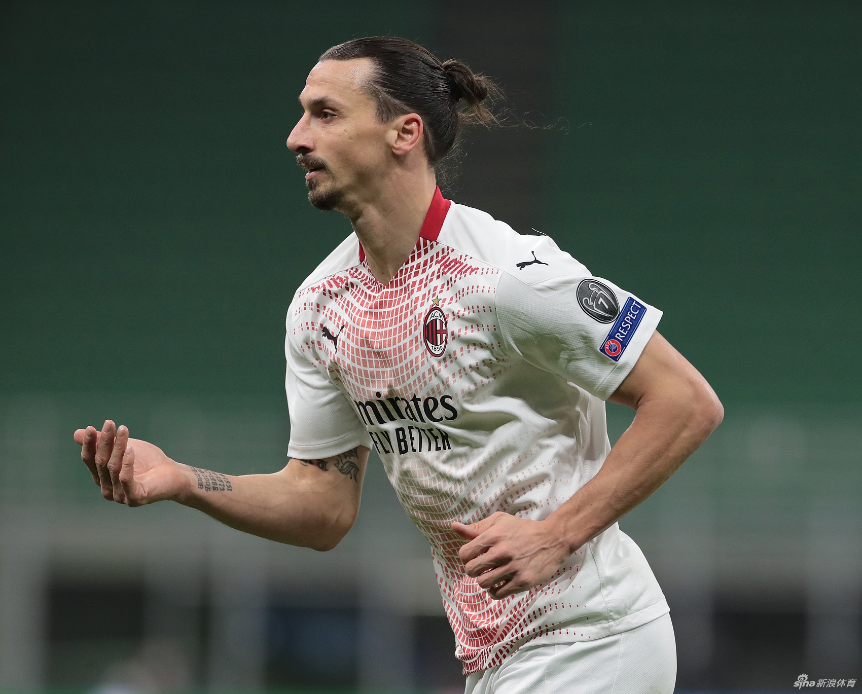 [欧联杯]AC米兰1-1红星 米兰客场进球多晋级