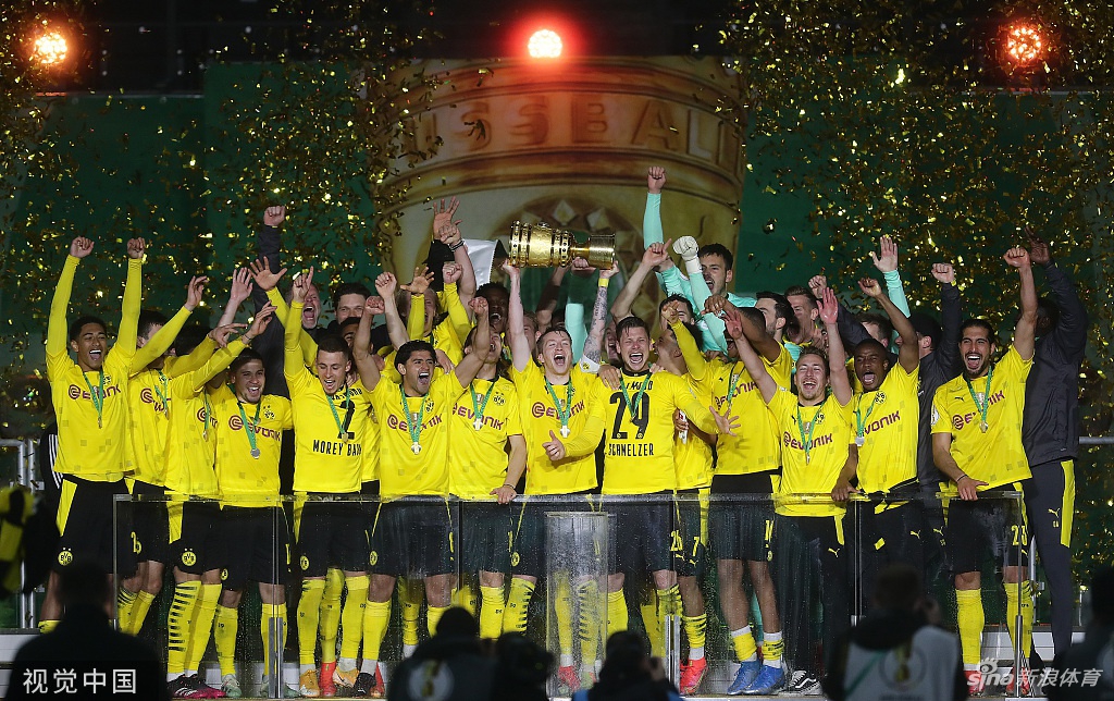 [德国杯决赛]多特蒙德4-1夺冠 哈兰德两球