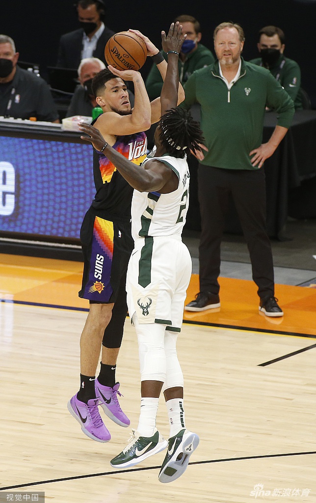 [NBA总决赛G2]雄鹿108-118太阳 布克31分总分2-0