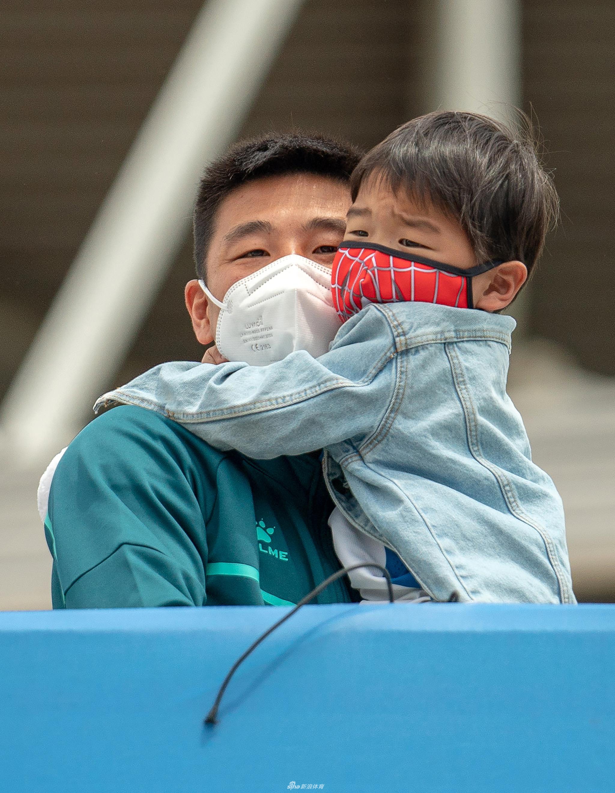 重返西甲！武磊中西语喊话球迷:我爱你们！