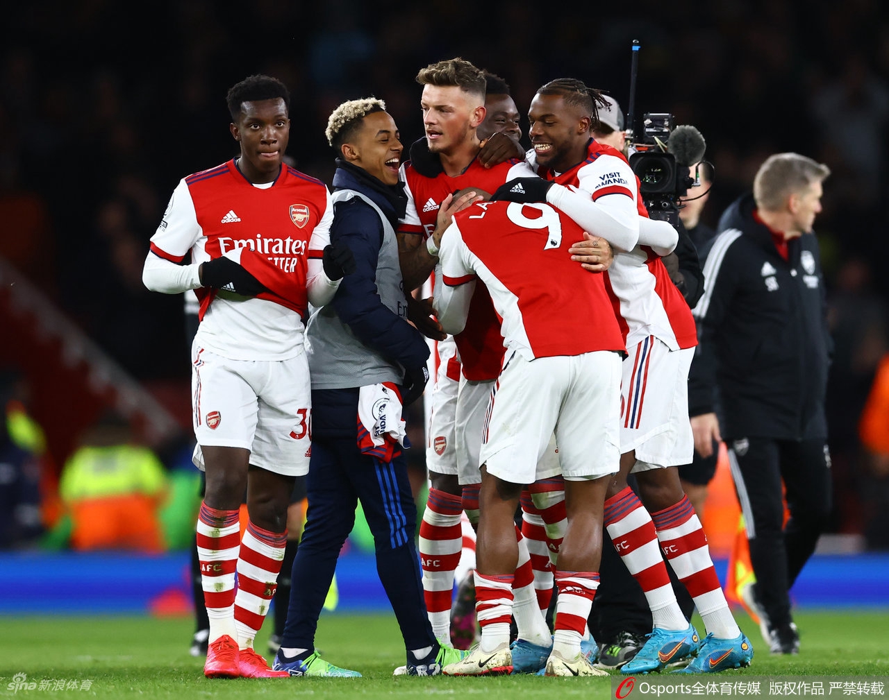 [英超]阿森纳2-1狼队 卡泽特补时绝杀