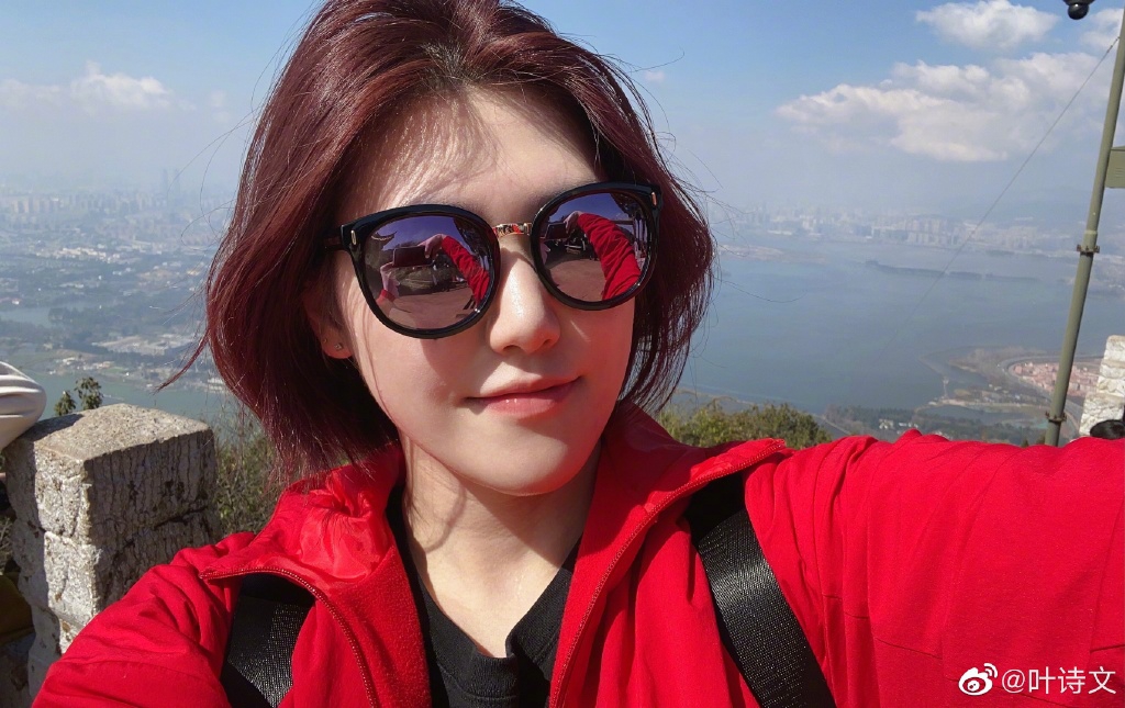 叶诗文晒美拍告别海埂 粉丝赞叹美出新高地