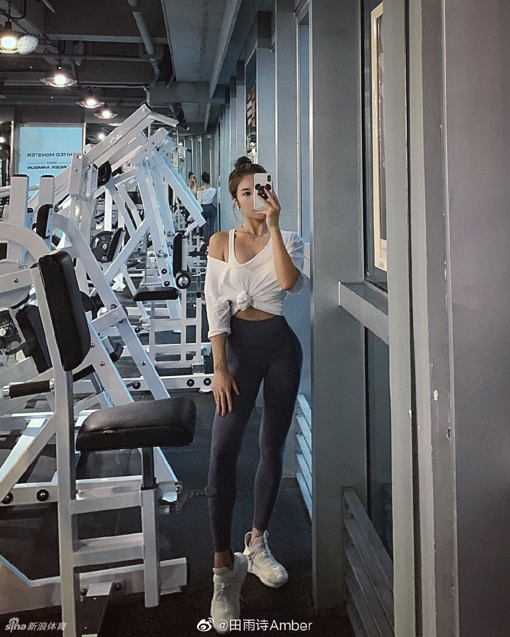 健身网红美女透露瘦身小秘诀这身材什么水平