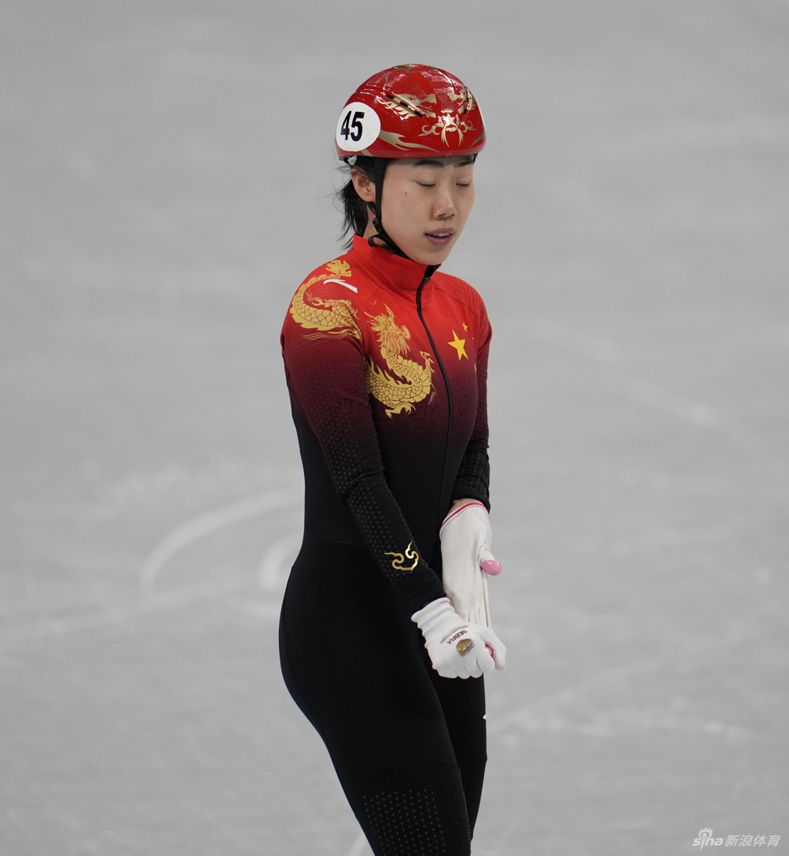 新浪直击速滑女子500米张雨婷第四
