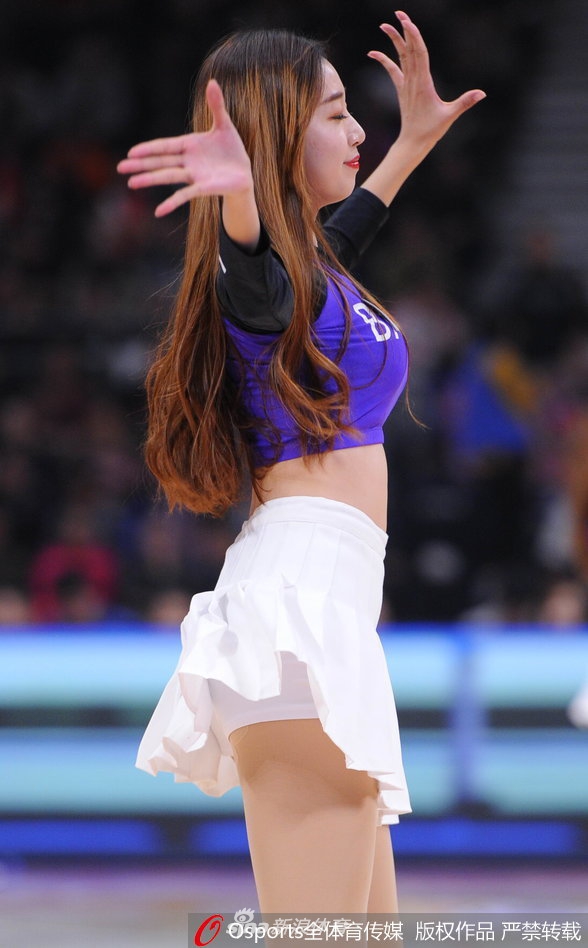 CBA新赛季首轮拉拉队热舞精选