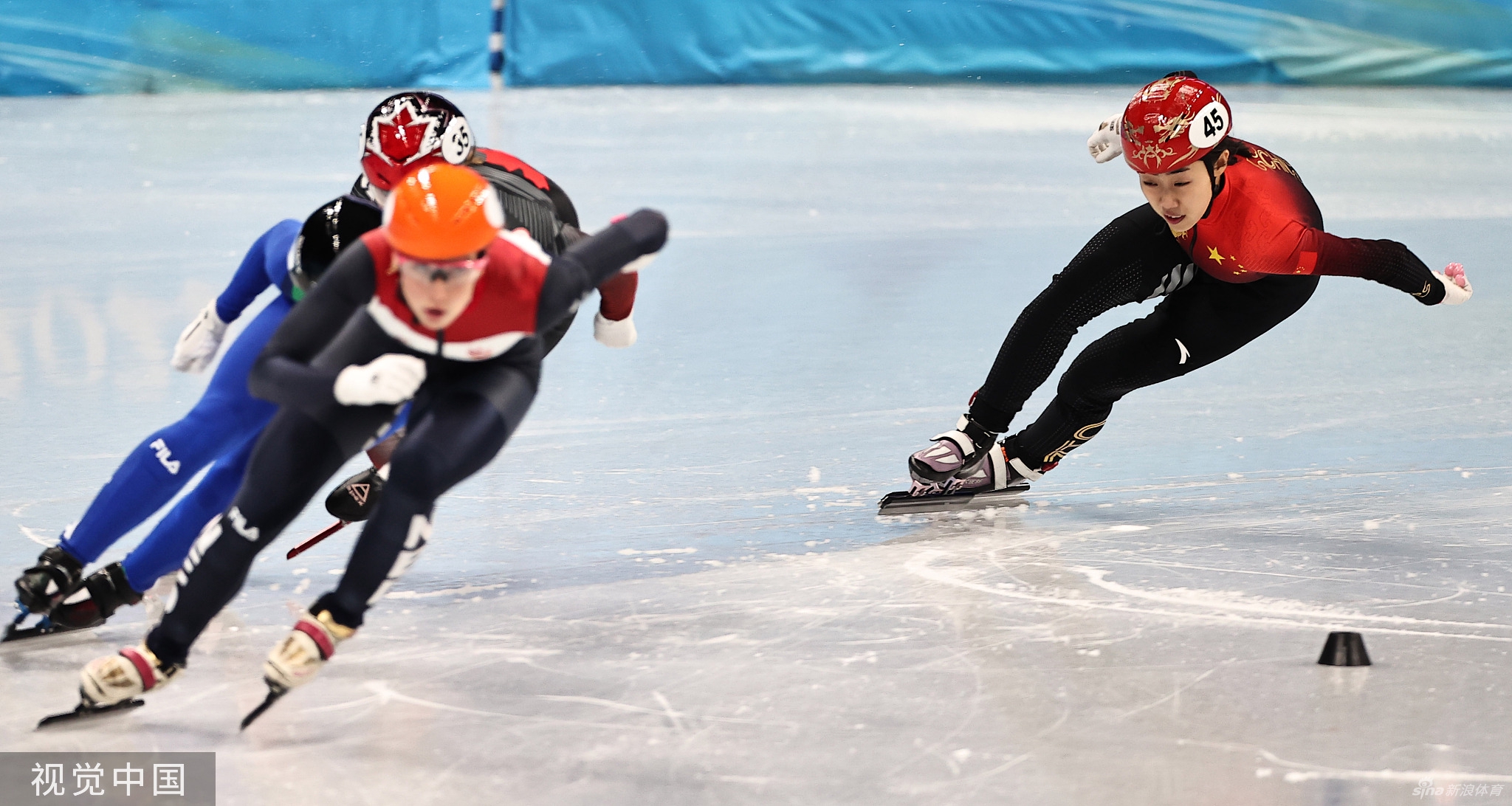 速滑女子500米决赛张雨婷获第四