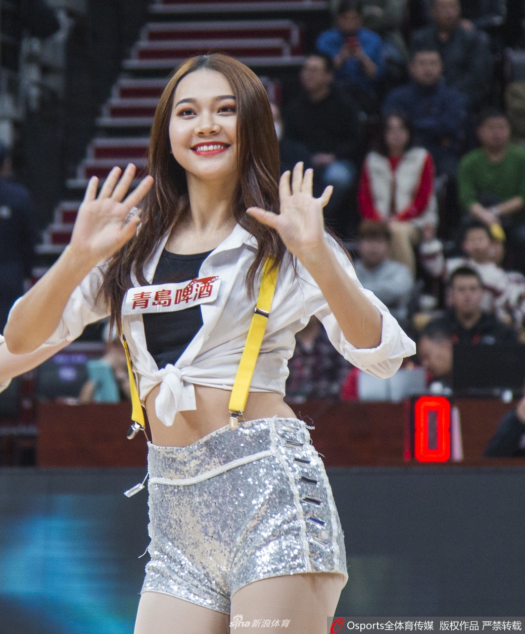 CBA季后赛1/4决赛拉拉队美女热舞2