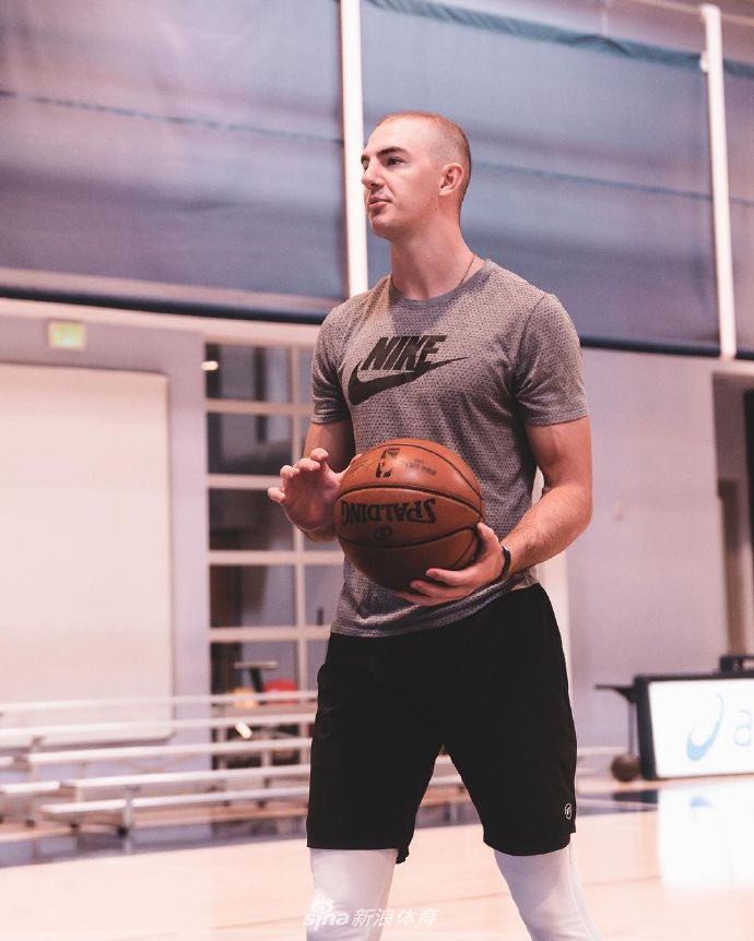 卡鲁索最新训练照