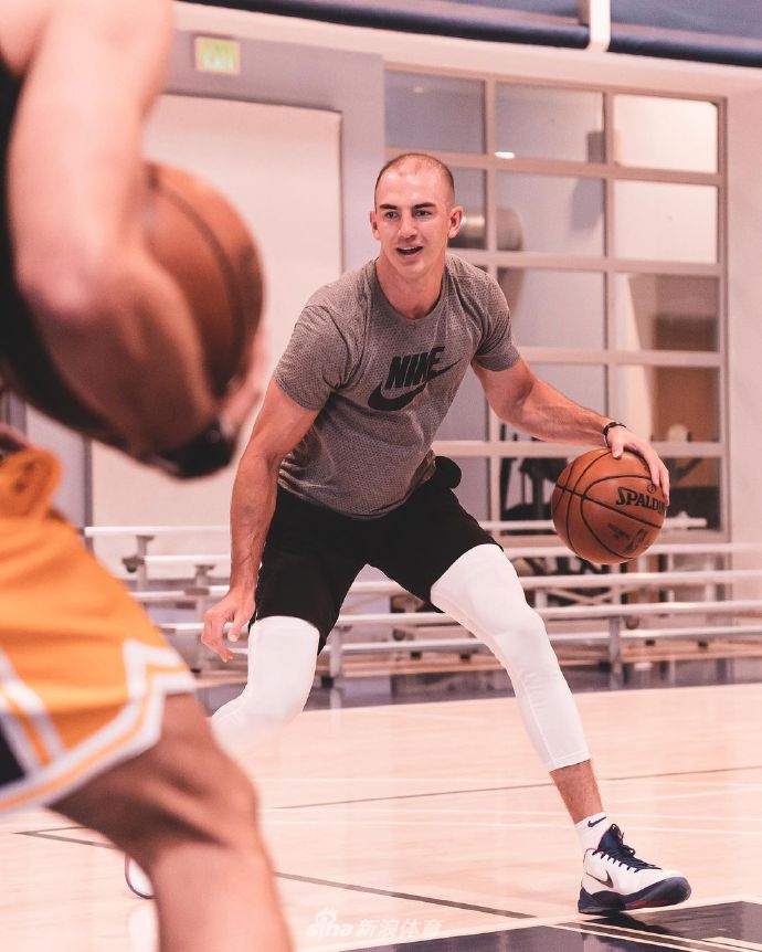 卡鲁索最新训练照