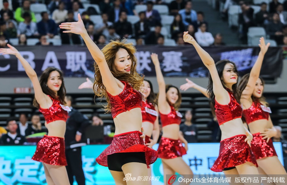 CBA新赛季首轮拉拉队热舞精选